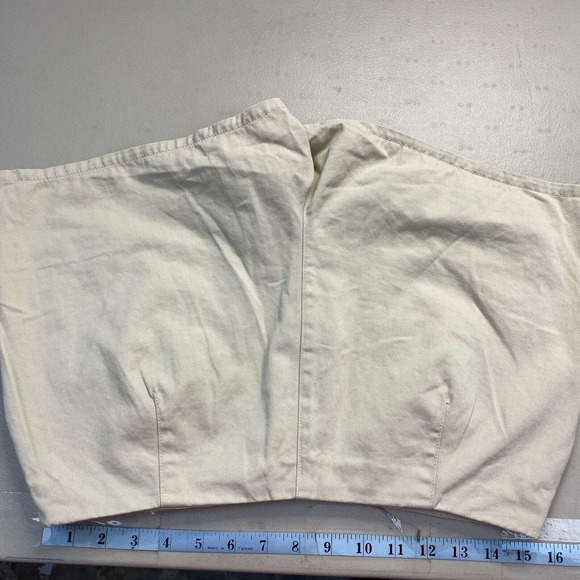 Vintage 90s Calvin Klein Khaki Shorts 9 Fits M 30x2.5 Pockets High Rise Womens - Picture 4 of 8